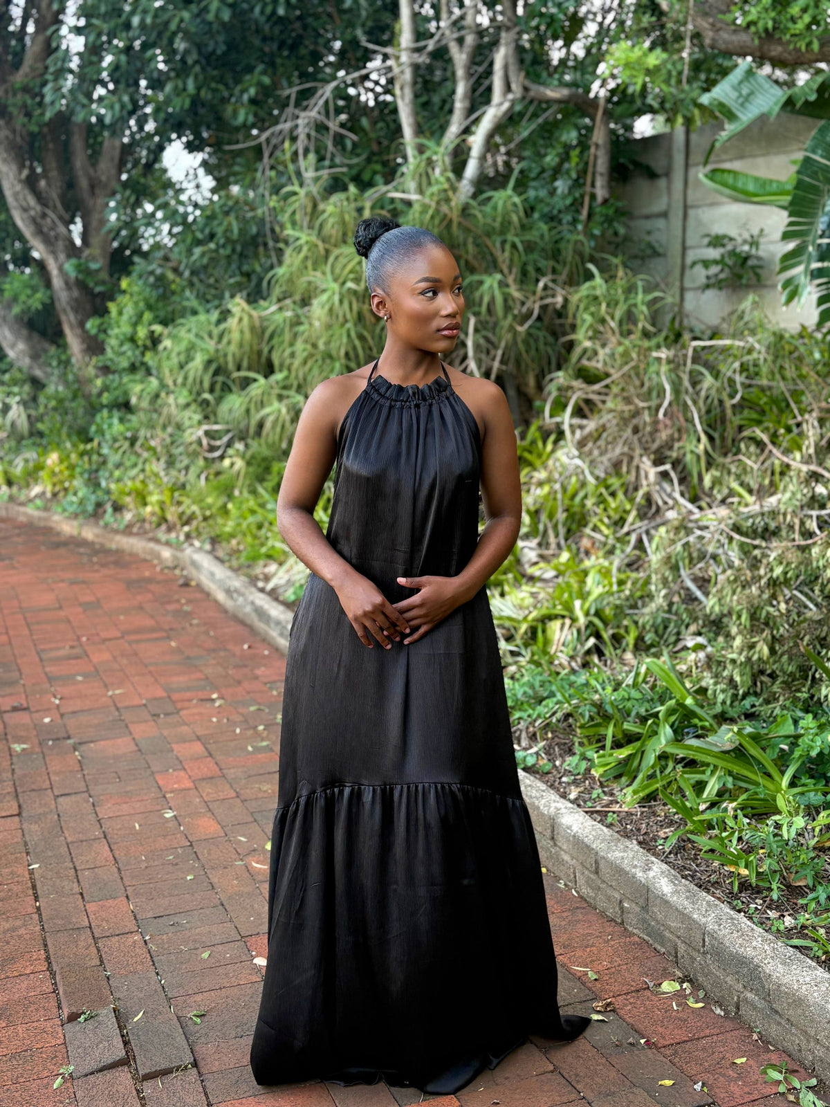 Backless halter maxi