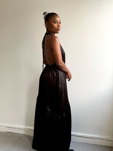 Backless halter maxi